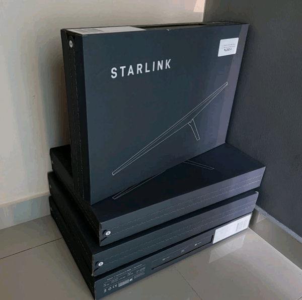 Starlink Gen 3 (V3) Standard Kit – High-Speed Satellite Internet, Wi-Fi 6 Tri-Band Router, 250 Mbps, IP56 Rated - Image 2